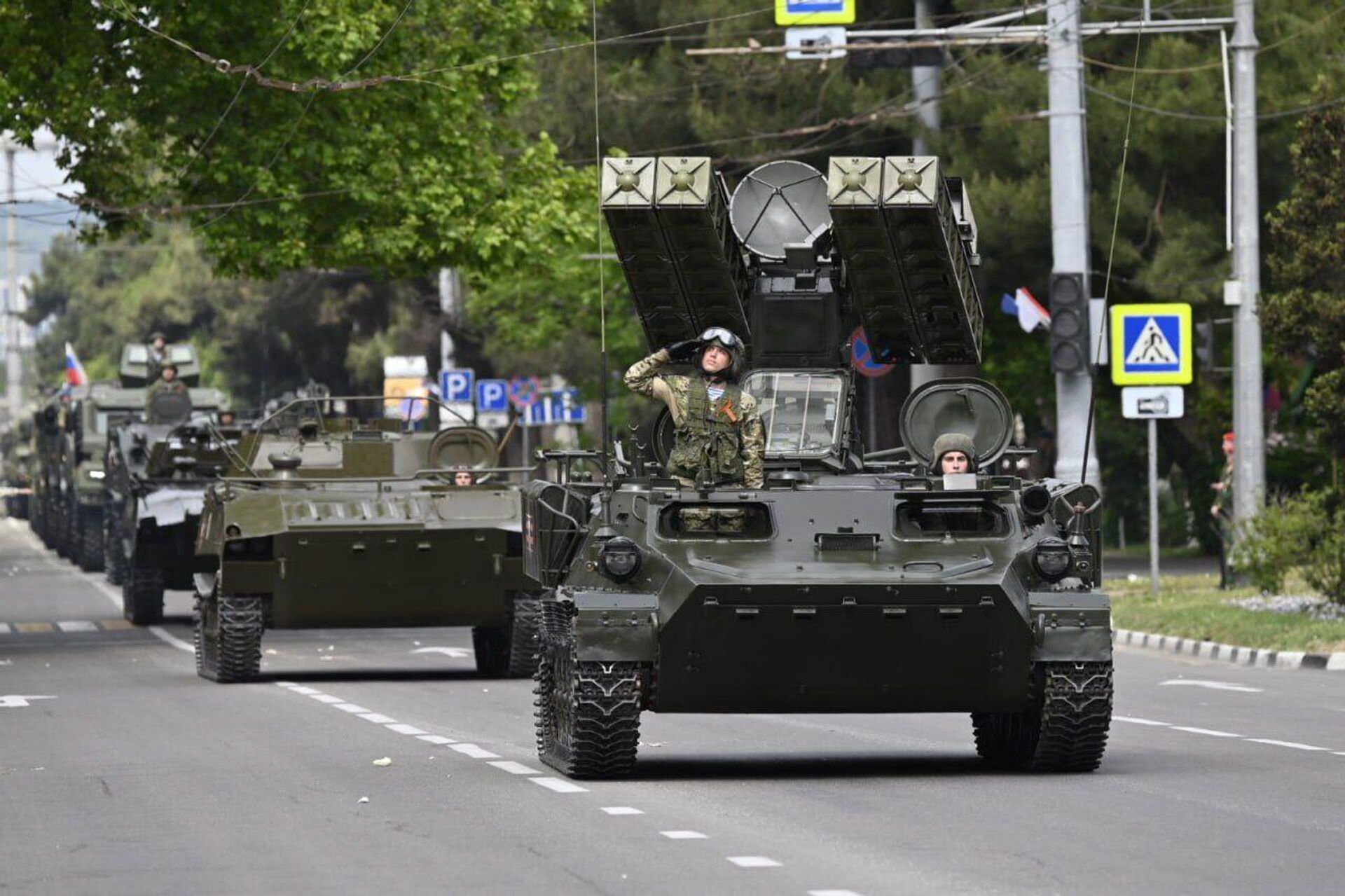 В Новороссийске в День Победы прошел военный парад - РИА Новости, 09.05.2024