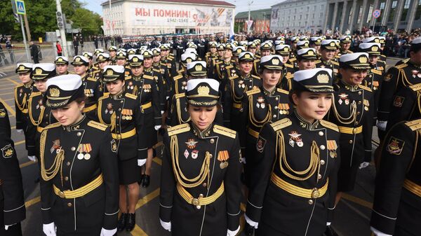 Военнослужащие парадных расчетов на военном параде в Калининграде, посвященном 79-й годовщине Победы в Великой Отечественной войне