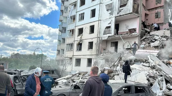 На месте обрушения подъезда в Белгороде На месте обрушения подъезда в Белгороде