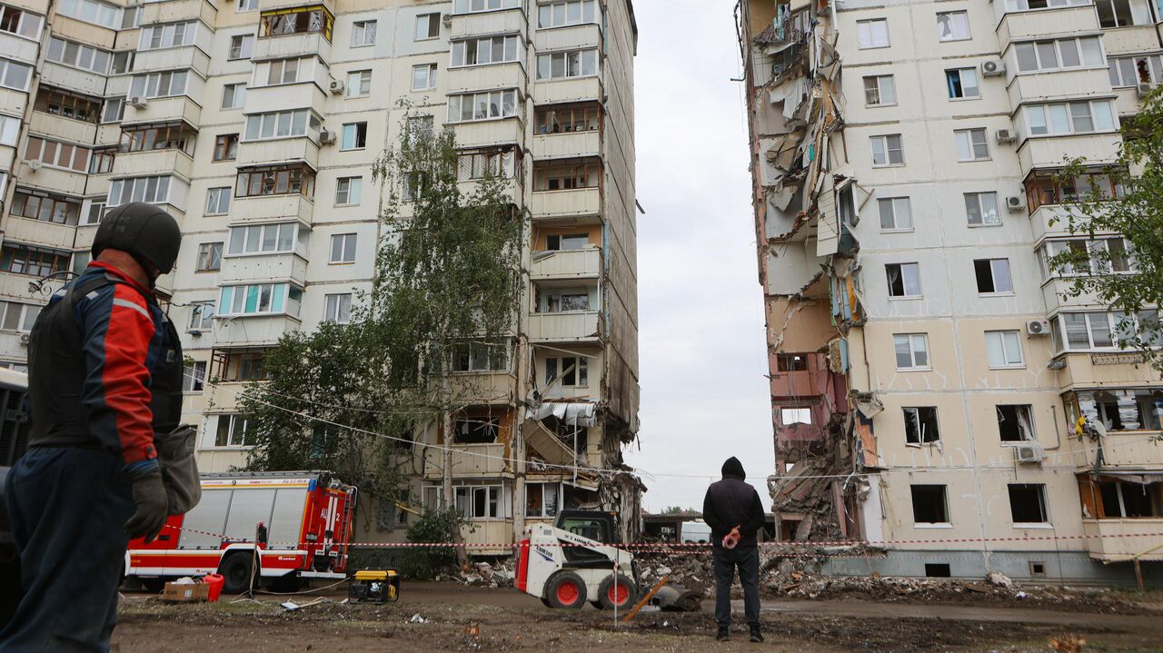 Жительница пострадавшего дома в Белгороде рассказала, когда вернется в него  - РИА Новости, 17.05.2024