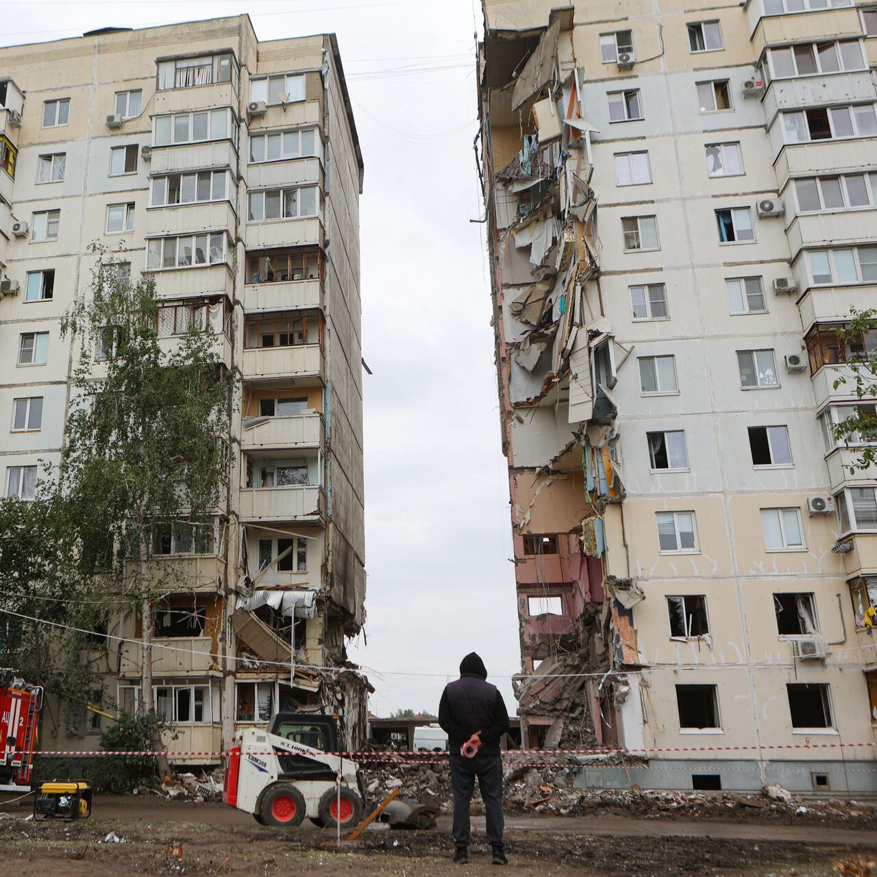 Жительница пострадавшего дома в Белгороде рассказала, когда вернется в него  - РИА Новости, 17.05.2024