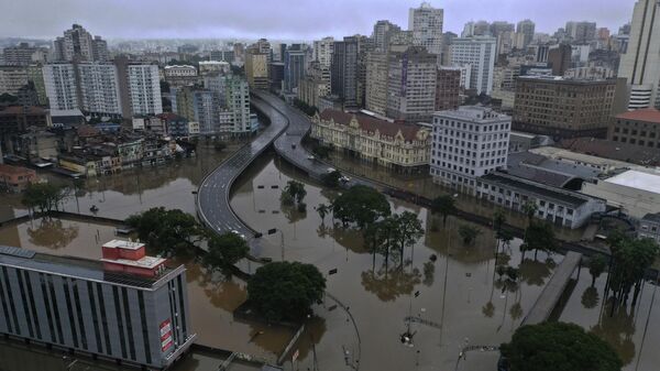 Последствия наводнения в Порту-Алегри на юге Бразилии