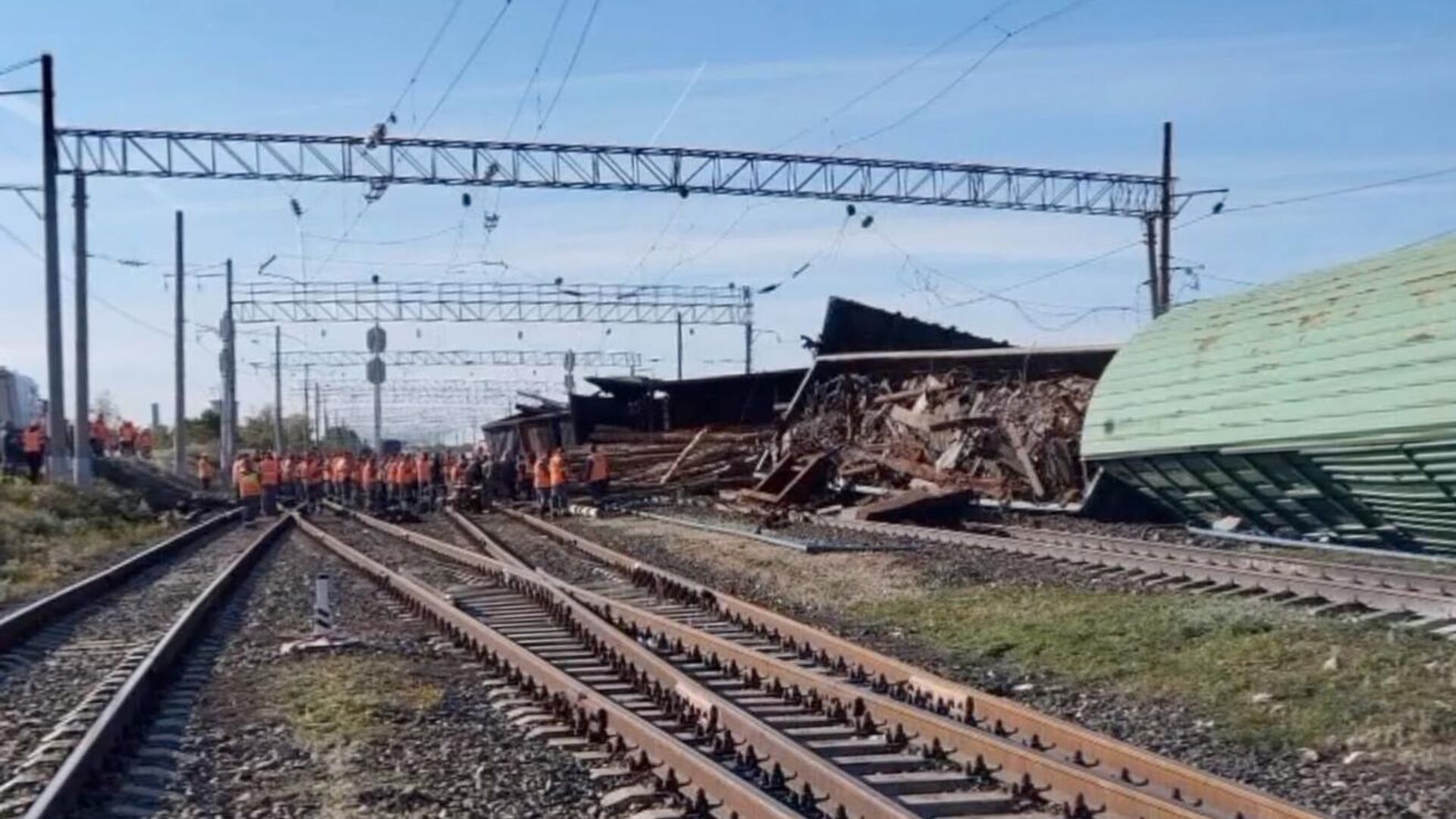 Вагоны грузового поезда сошли с рельсов в Волгоградской области  - РИА Новости, 1920, 14.05.2024