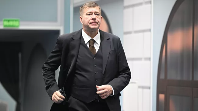 Полномочный представитель президента РФ в Конституционном Суде Александр Коновалов