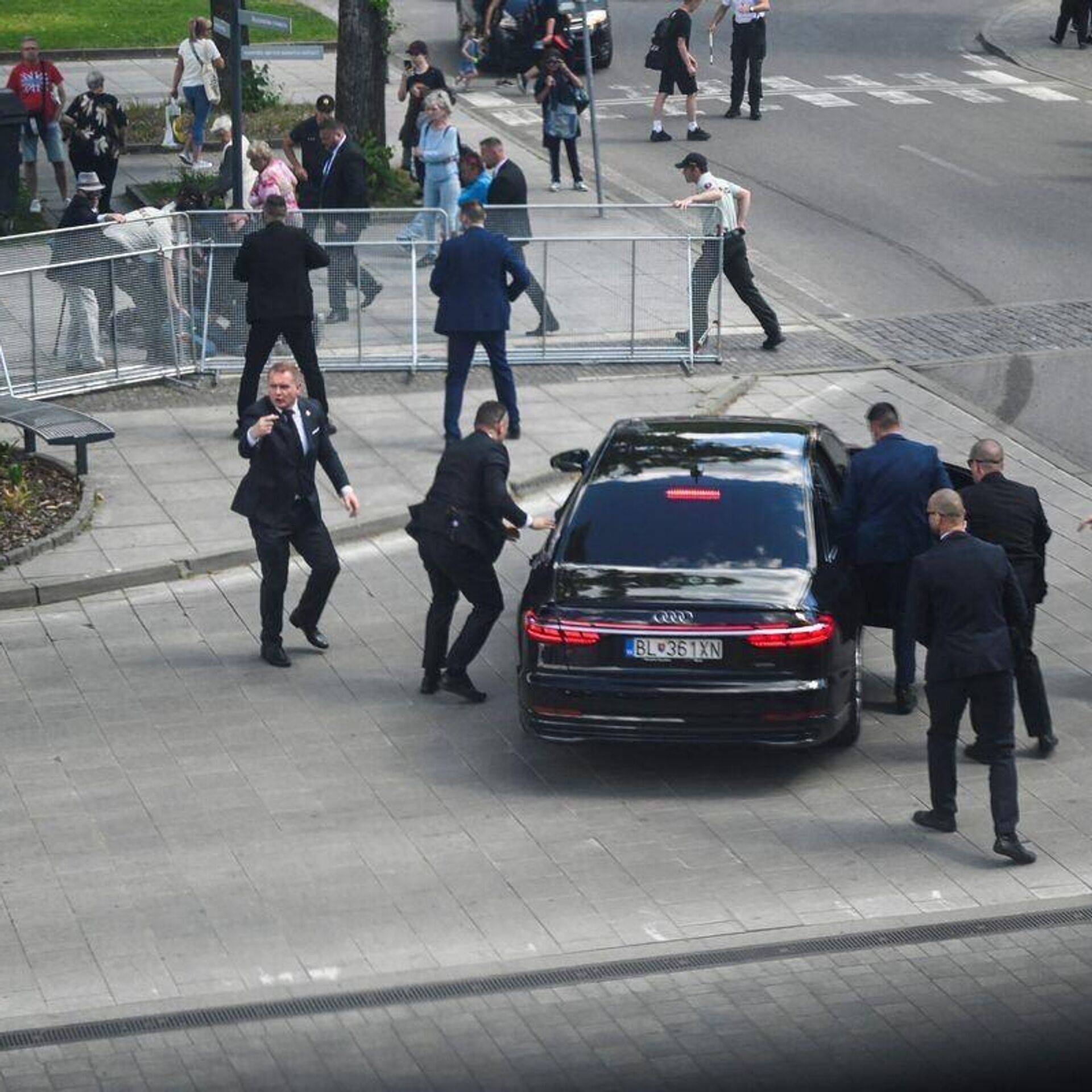 Президент Польши отреагировал на покушение на Фицо - РИА Новости, 15.05.2024