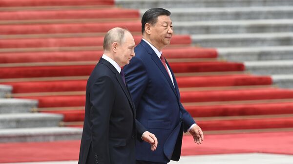 Путин и Си Цзиньпин отправились на торжественный прием