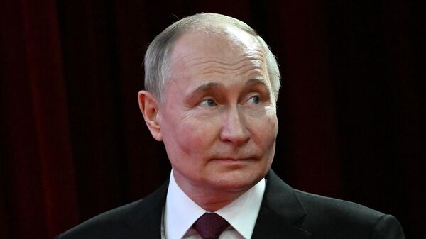 Путин о легитимности Зеленского на фоне отмены выборов на Украине