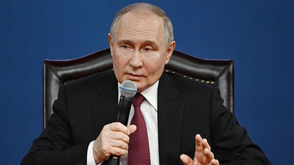 Путин: я не интернет, я на каждый ваш вопрос не отвечу