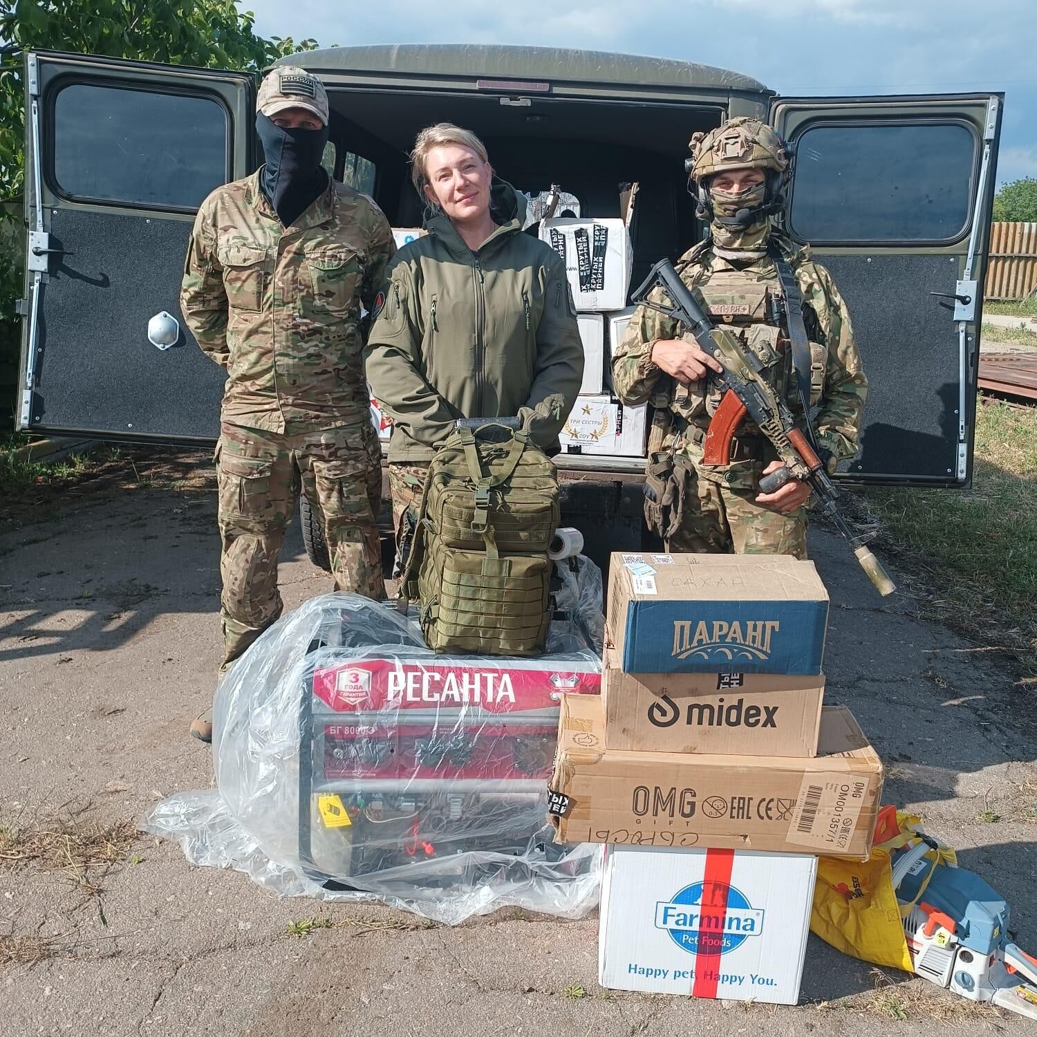 Член ассоциации волонтеров СВО Новороссийска Марина Головко с гуманитарным грузом в зоне спецоперации - РИА Новости, 1920, 18.05.2024