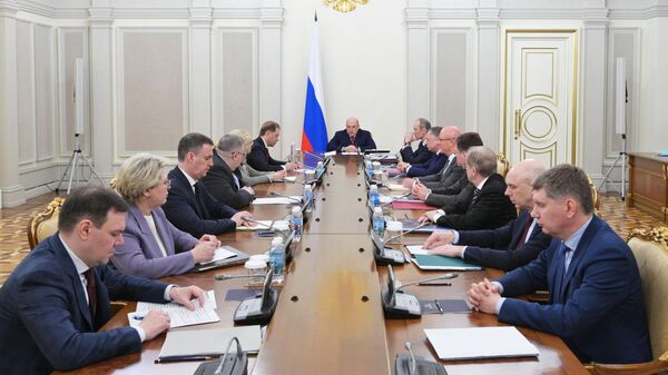 Председатель правительства Михаил Мишустин проводит совещание с вице-премьерами РФ