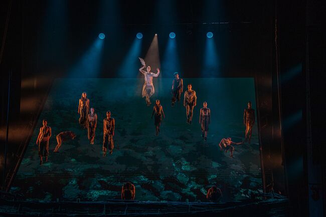 Показ нового театрально-циркового шоу Антигравитация