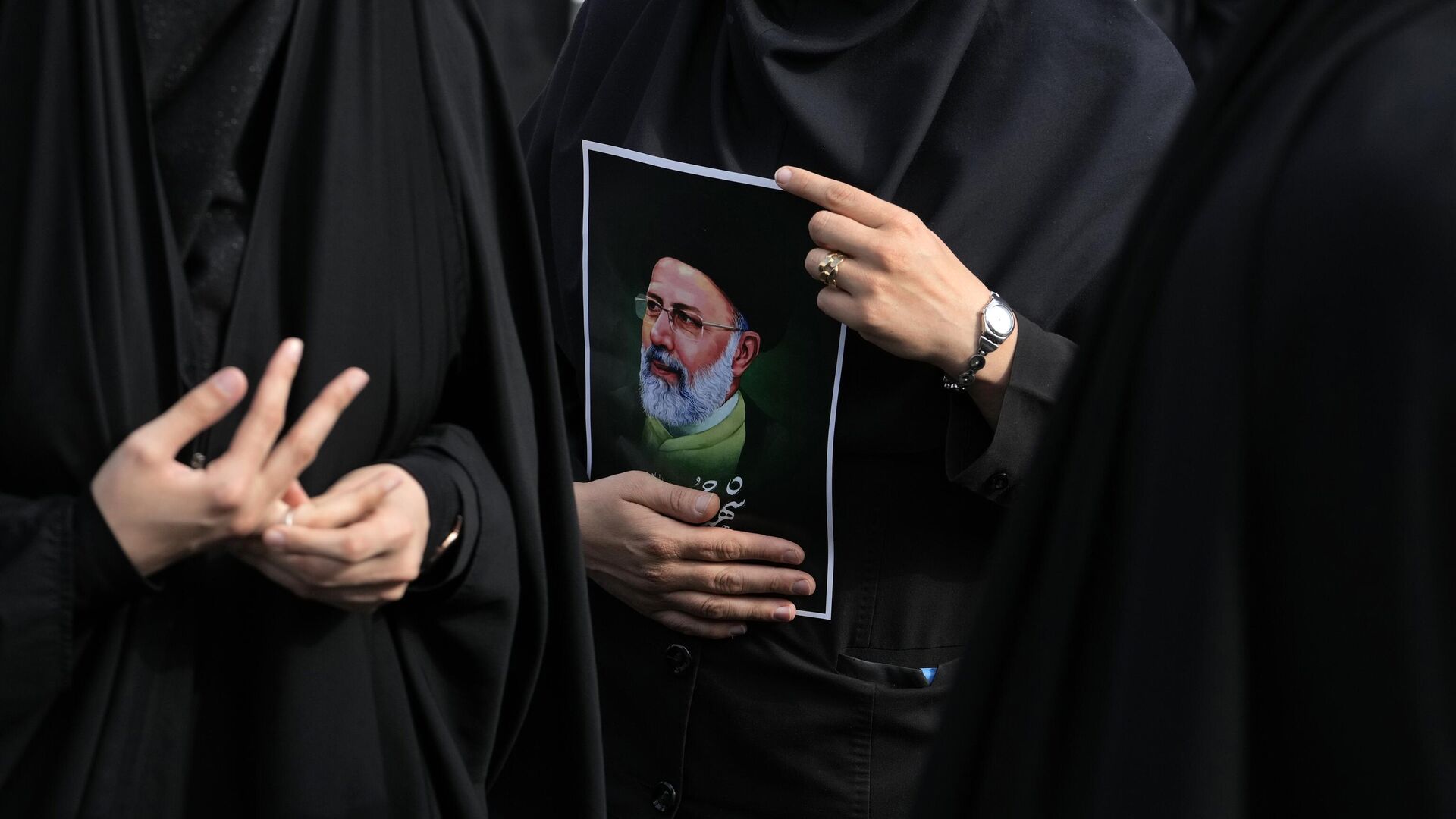Траурный митинг в Тегеране в память о погибшем президенте Ирана Эбрахиме Раиси - РИА Новости, 1920, 23.05.2024