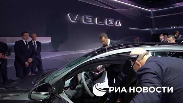 Новые автомобили бренда Volga на выставке в Нижнем Новгороде
