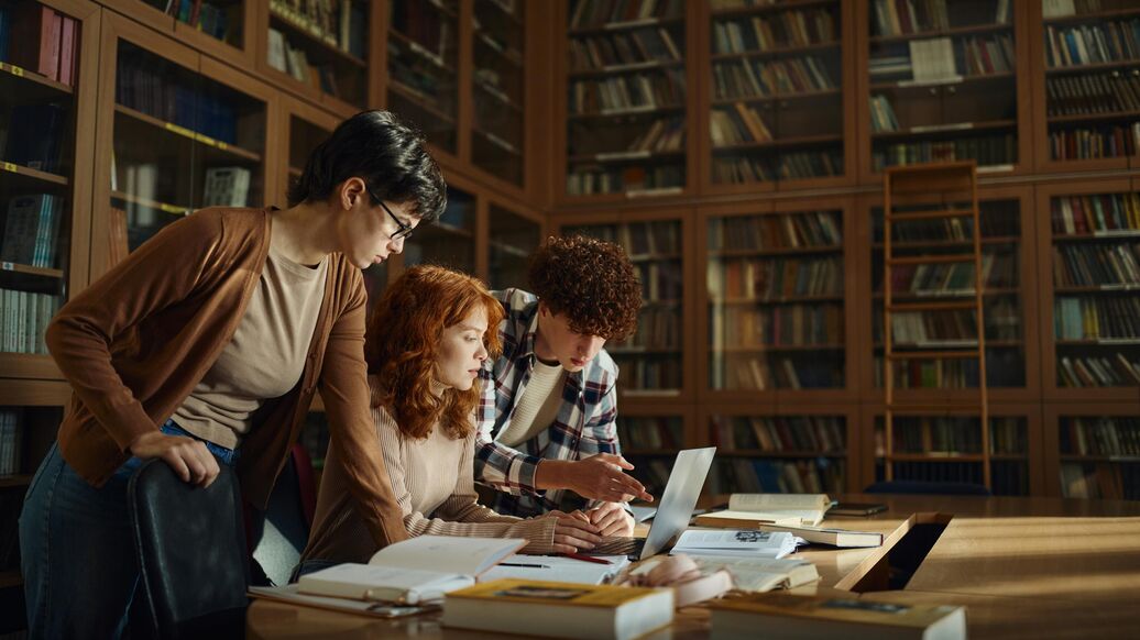 "Единая Россия" поможет с ремонтом 800 студенческих общежитий