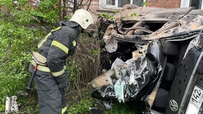 Место ДТП в городе Ленинске-Кузнецкий в Кузбассе. 22 мая 2024