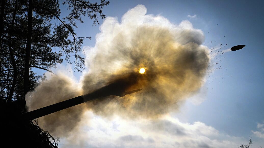 © РИА Новости / Станислав КрасильниковПерейти в медиабанк<br>Боевая работа артиллерии. Архивное фото