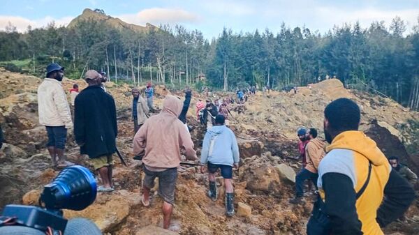 Последствия оползня, произошедшего в провинции Энга в Папуа — Новой Гвинее