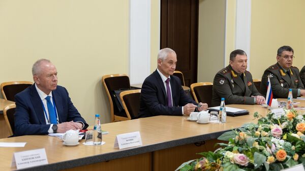 Министр обороны РФ Андрей Белоусов на встрече в Минске с министром обороны Республики Беларусь Виктором Хрениным. 24 мая 2024