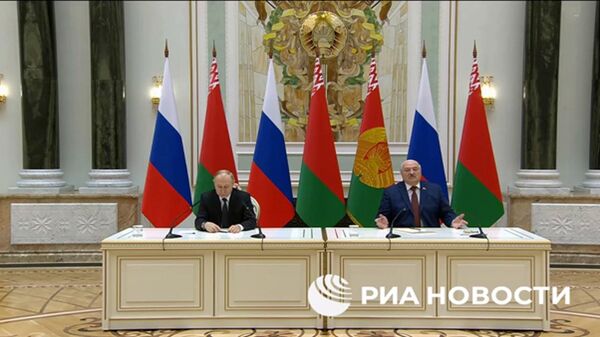 Лукашенко об учениях с Россией по применению нестратегического ядерного оружия