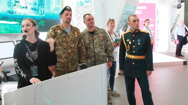 Помощь бойцам СВО обсудили на выставке Россия