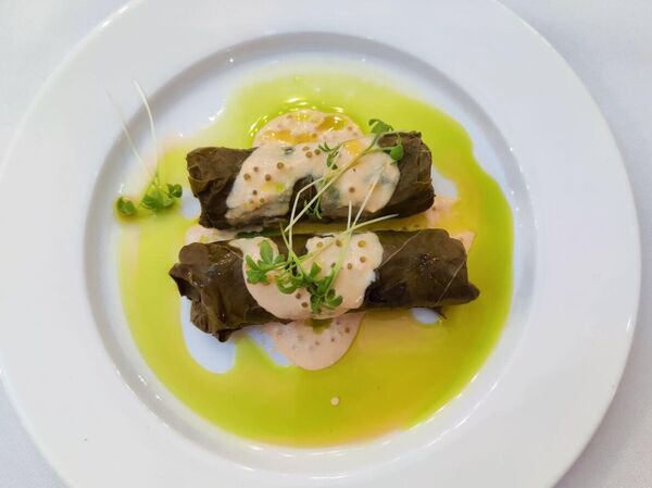 Долма из волжского судака от шеф-повара Сергея Хрхряна Долма из волжского судака от шеф-повара Сергея Хрхряна