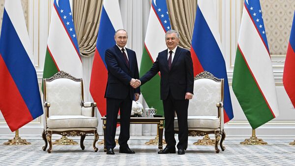 Путин заявил о возможности обсудить всю повестку отношений с Узбекистаном
