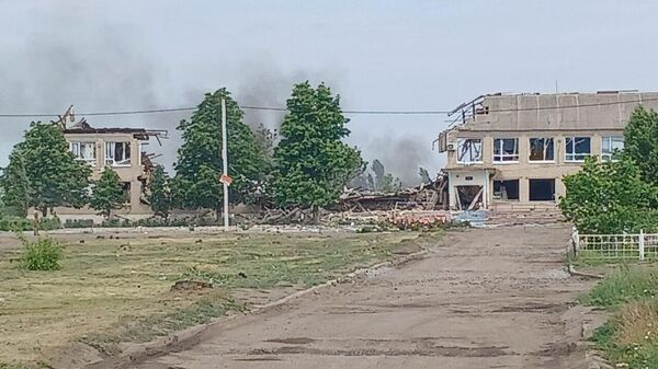 Последствия удара по школе в селе Новогоровка Запорожской области
