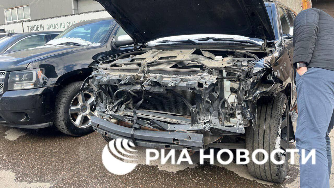 Автосалон не может продать внедорожник арестованного замглавы Минобороны -  РИА Новости, 29.05.2024