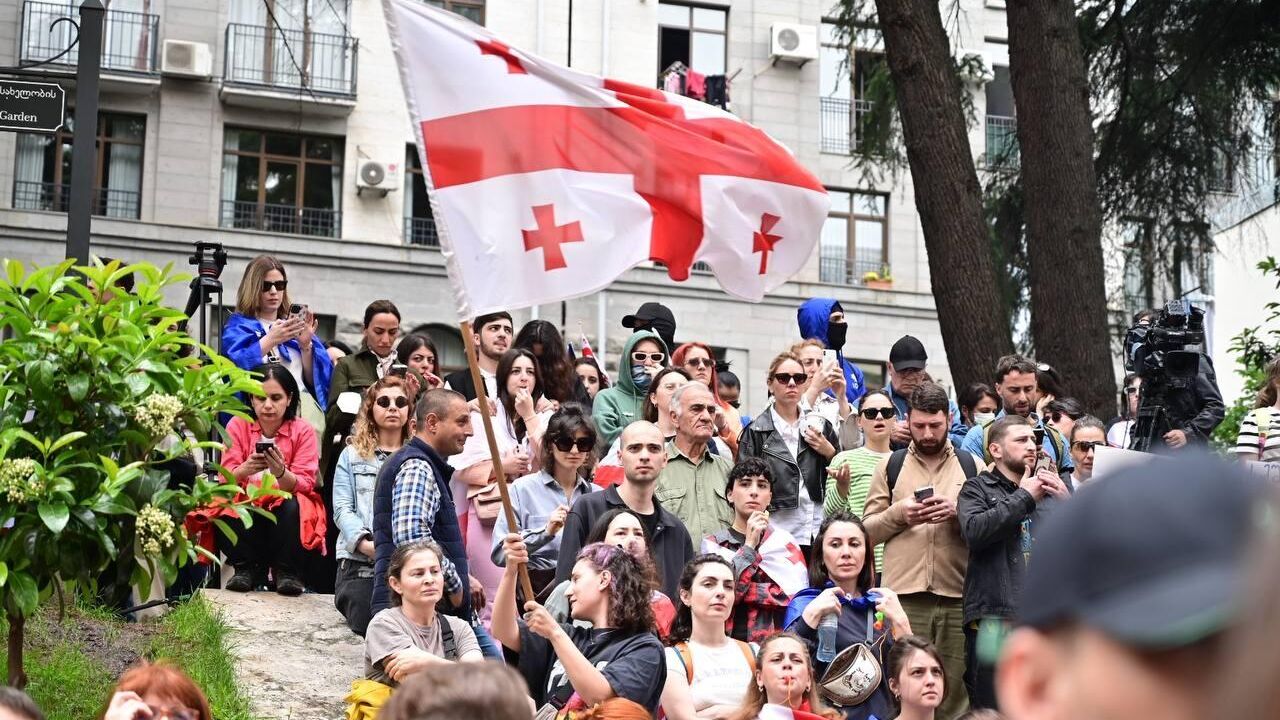 Акция протеста против закона об иноагентах в Тбилиси - РИА Новости, 1920, 29.07.2024