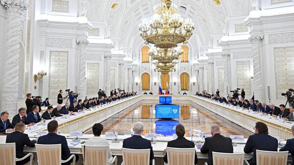 Президент РФ Владимир Путин проводит расширенное заседание Совета по стратегическому развитию и нацпроектам и комиссий Госсовета РФ