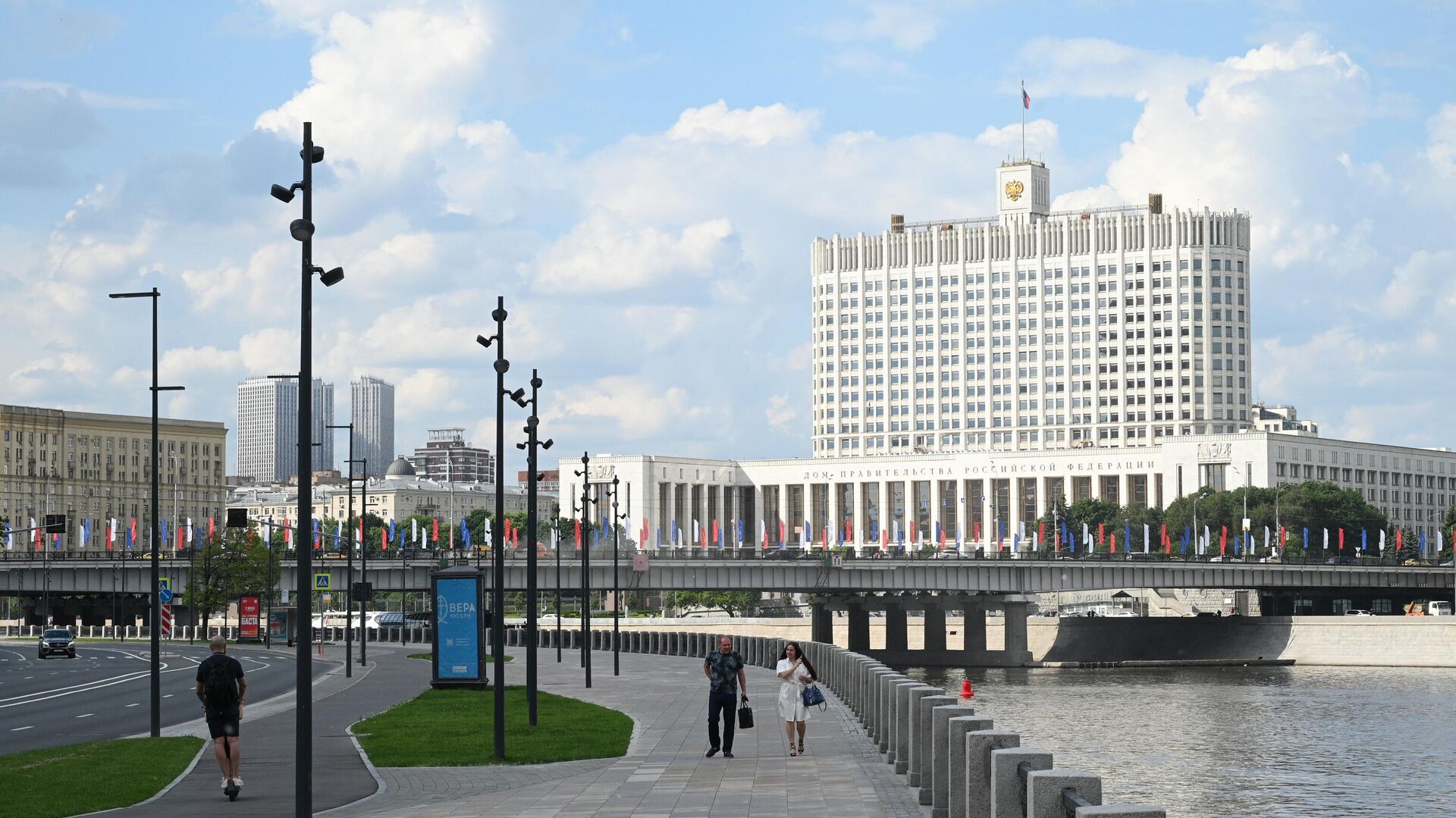 Вид на здание дома правительства Российской Федерации - РИА Новости, 1920, 01.06.2024