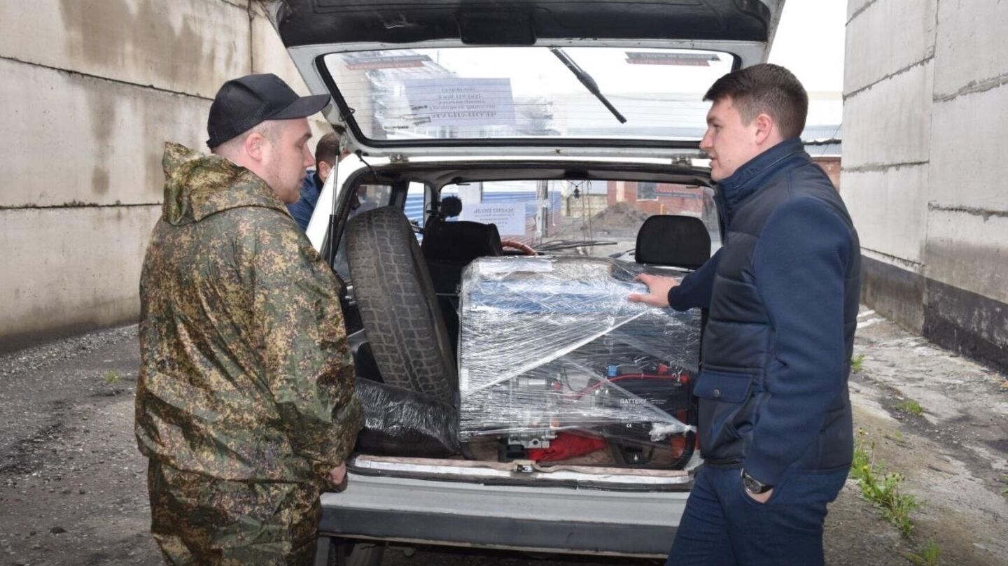 Из Алтайского края участникам СВО передали автомобили, мотоцикл и запчасти  - РИА Новости, 31.05.2024