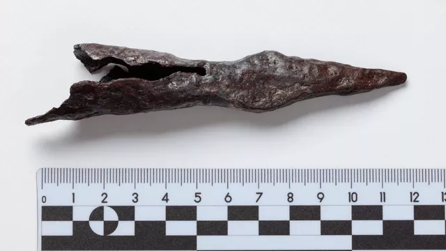 1949607964_0:104:2000:1229_640x0_80_0_0_