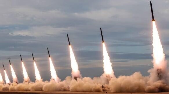 Запуск северокорейских ракет Запуск северокорейских ракет - РИА Новости, 1920, 22.05.2025