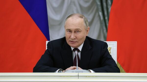 Путин на совещании с членами Правительства РФ