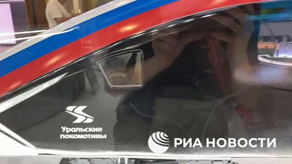 Макет российского высокоскоростного поезда на ПМЭФ