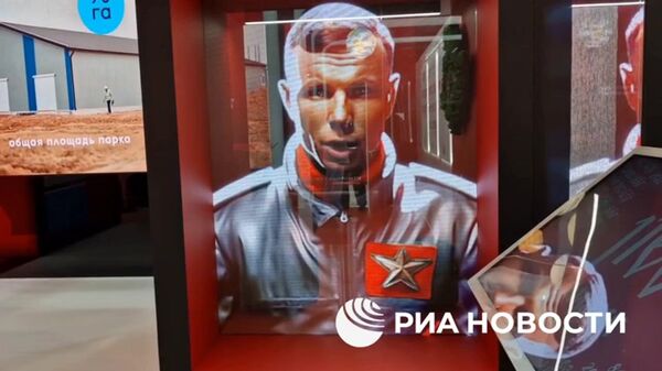Виртуальный Гагарин на стенде Смоленской области на ПМЭФ