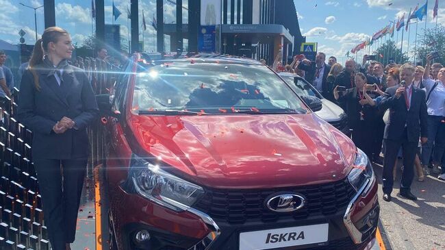 Презентация новой модели Lada Iskra на ПМЭФ-2024