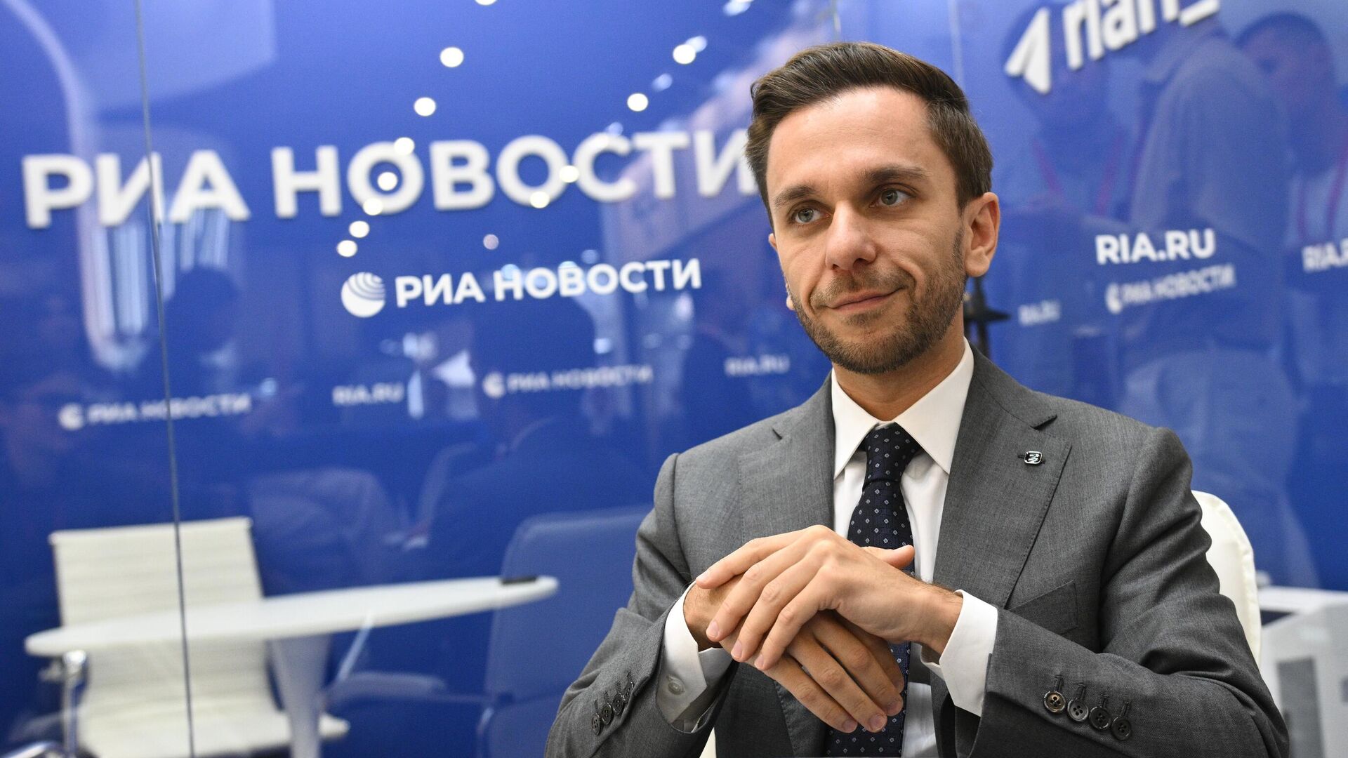 Генеральный директор Общества Знание Максим Древаль на ПМЭФ-2024 - РИА Новости, 1920, 06.06.2024