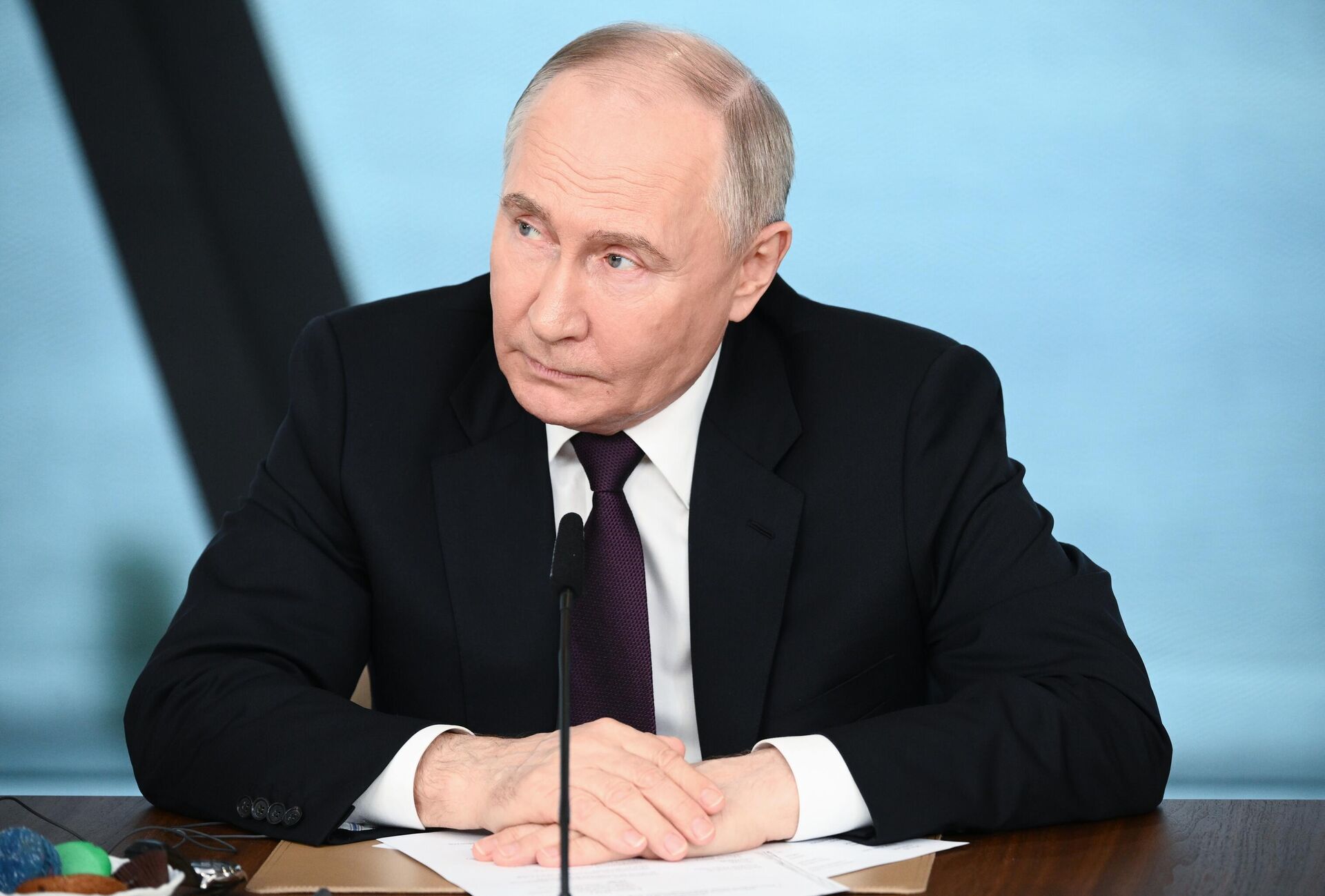 Президент РФ Владимир Путин проводит встречу с руководителями международных информационных агентств Президент РФ Владимир Путин проводит встречу с руководителями международных информационных агентств - РИА Новости, 1920, 05.06.2024