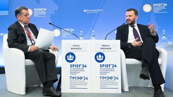 Андрей Макаров и Максим Орешкин на ПМЭФ-2024