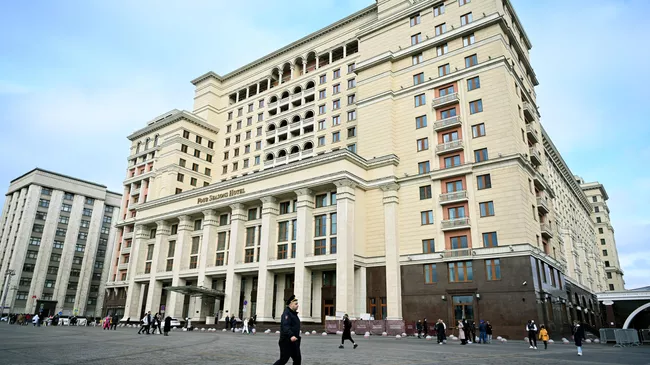 Отель Four Seasons Hotel Moscow на Манежной площади в Москве