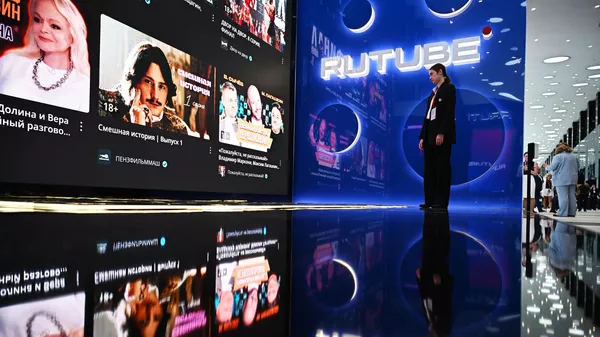 Стенд Rutube на форуме ПМЭФ-2024 Стенд Rutube на форуме ПМЭФ-2024