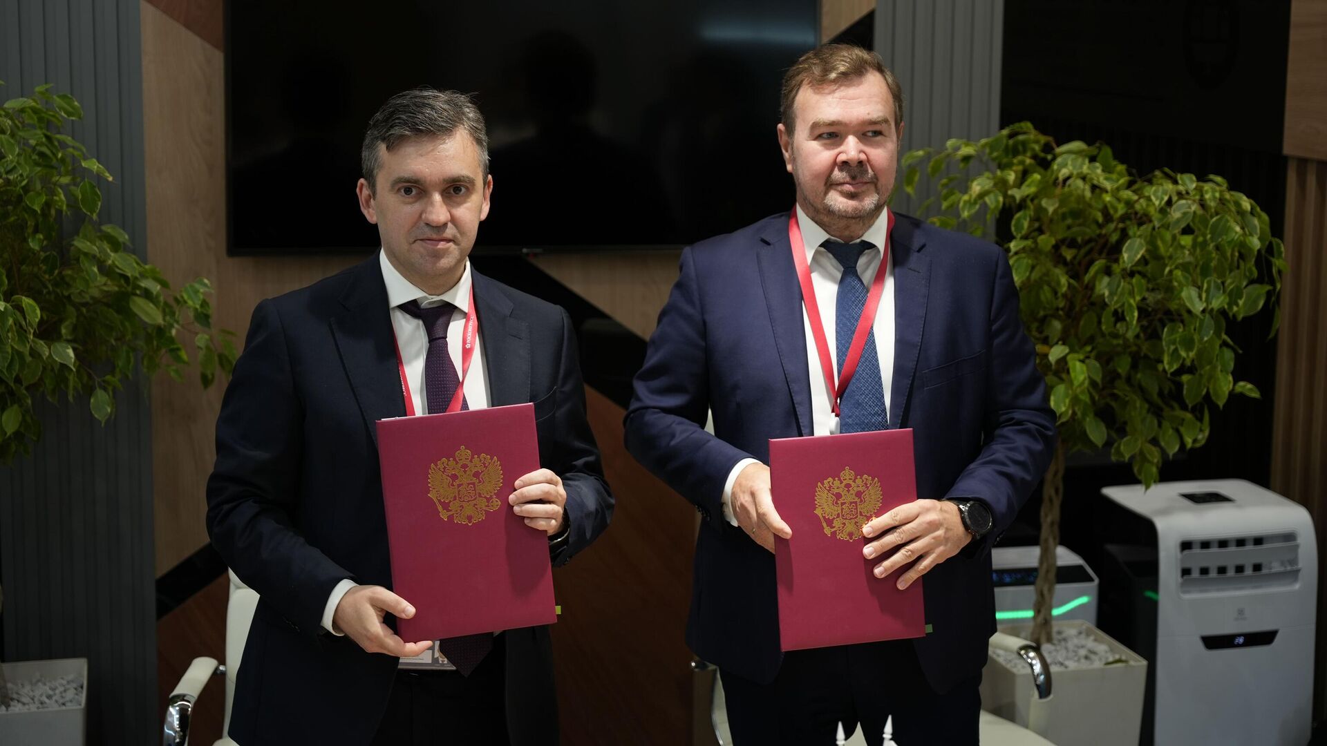 Промпроизводство гусеничных экскаваторов создадут в Ивановской области - РИА Новости, 1920, 06.06.2024
