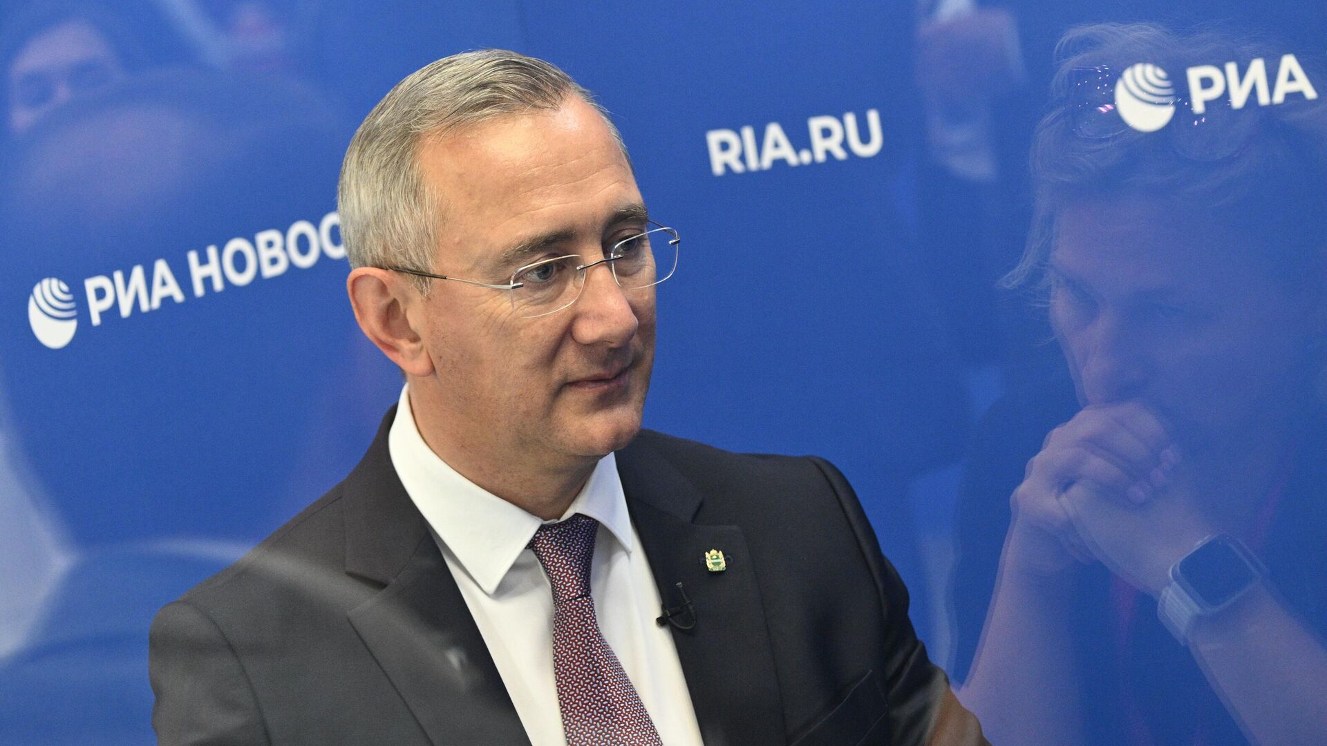 ПМЭФ-2024. Стенд РИА Новости. Губернатор Калужской области Владислав Шапша - РИА Новости, 1920, 25.08.2024