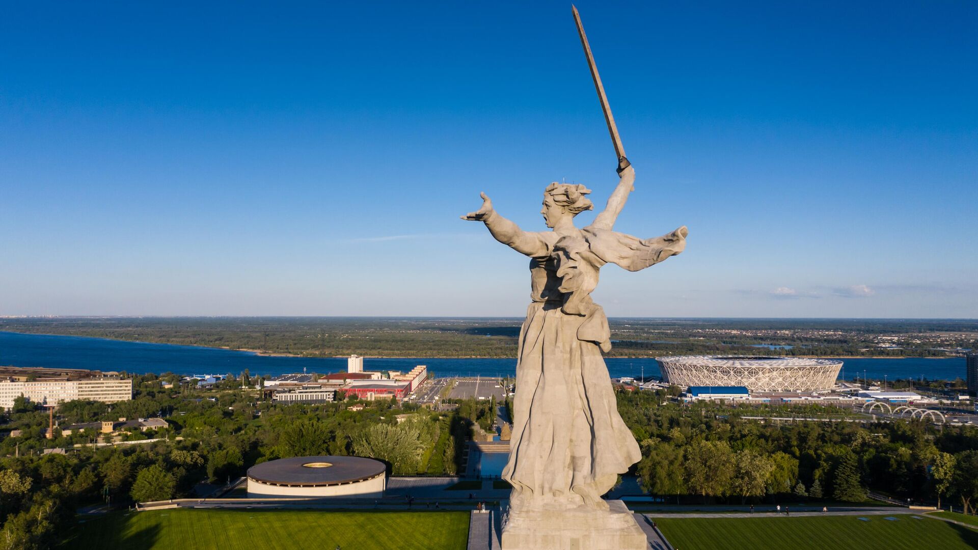 Монумент Родина-мать зовет! на Мамаевом кургане  - РИА Новости, 1920, 21.06.2024