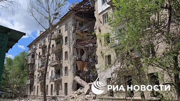 Последствия ракетного удара ВСУ по Луганску