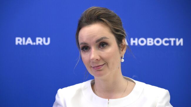 Львова-Белова рассказала о проверке дел детей-сирот по поручению Путина