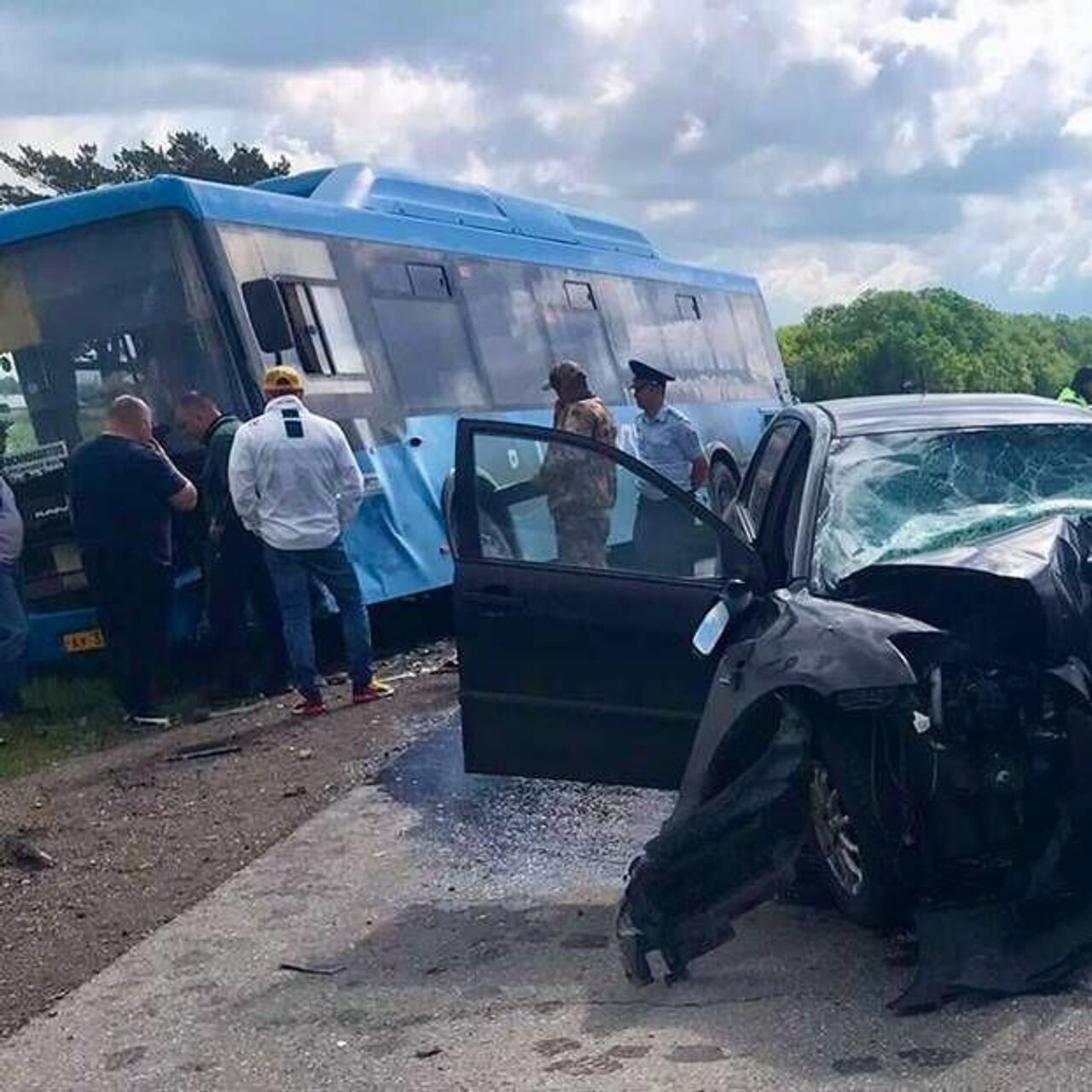 В Кузбассе пассажирский автобус попал в ДТП, есть погибший - РИА Новости,  09.06.2024