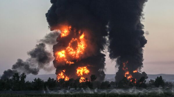 Пожар на складе НПЗ в иракской провинции Эрбил